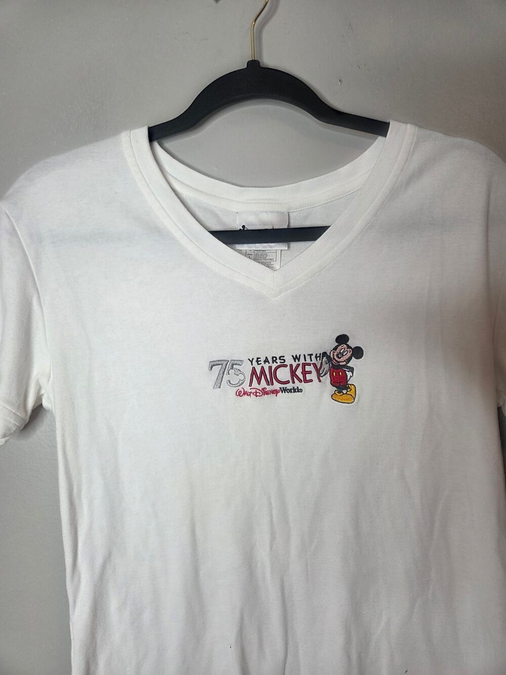 Walt Disney World Women Large White 75Year with Mickey V-Neck Short Sleeve Shirt